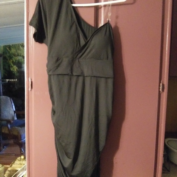 Dress - Picture 2 of 7